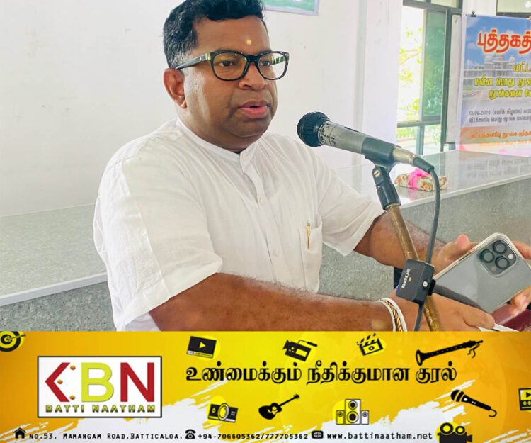 அடுத்த 50ஆண்டுகளில் மட்டக்களப்பு மாவட்டத்தில் கண்டுபிடிப்பாளர்களையும், ஆராய்ச்சியாளர்களையும் உருவாக்கும் இடமாக பொதுநூலகம் விளங்கும்; இராஜாங்க அமைச்சர் சந்திரகாந்தன் தெரிவிப்பு!