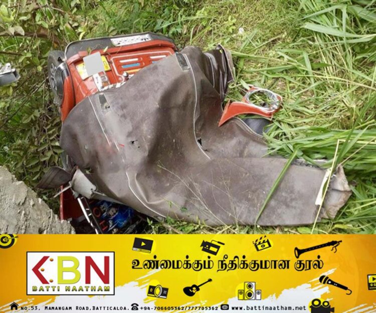பதுளையில் பள்ளத்தில் வீழ்ந்து முச்சக்கரவண்டி விபத்து ; மூவர் படுகாயம்!