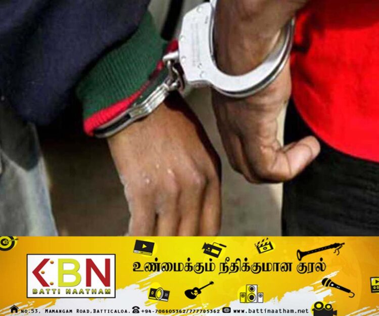போலியான அழகுசாதனப் பொருட்களை விற்பனை செய்த இருவர் கைது!