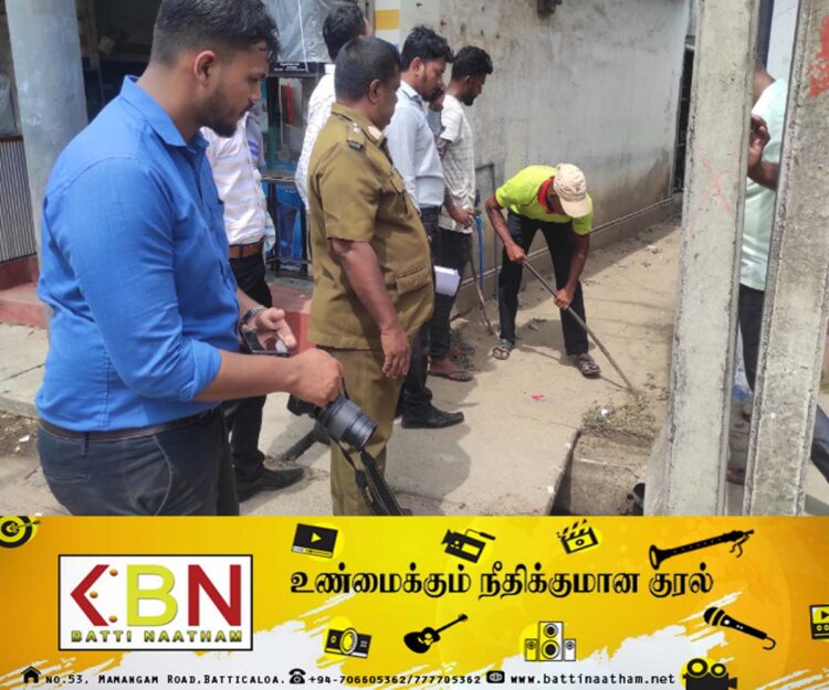 காத்தான்குடியில் வர்த்தக நிலையங்கள் சுற்றிவளைப்பு！