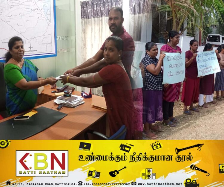 சூரிய மின் உற்பத்தியை விரிவுபடுத்தும் திட்டத்திற்கு எதிராக மட்டக்களப்பில் மக்கள் போராட்டம்！