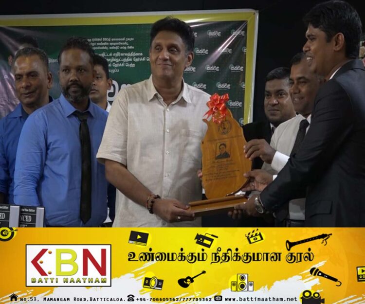 மட்டு வாழைச்சேனை அன் நூர் தேசிய பாடசாலையில் “ஸ்மார்ட் வகுப்பறை” திறந்து வைப்பு!
