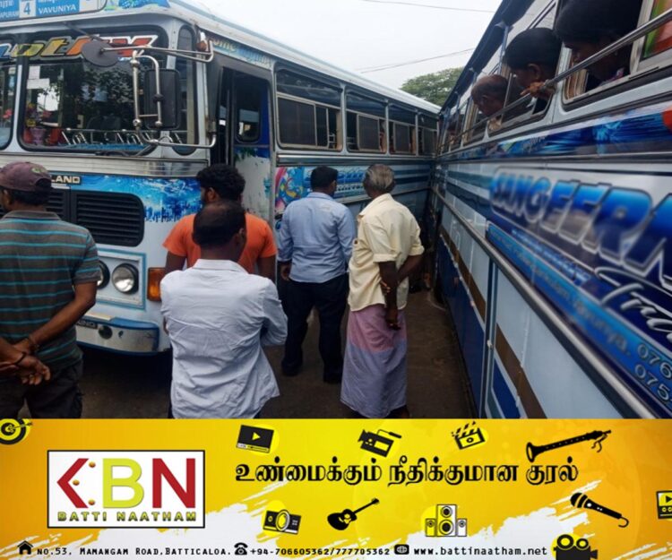 இரண்டு தனியார் பேருந்துகள் ஒன்றுடன் ஒன்று மோதி விபத்து; 22 பேர் வைத்தியசாலையில் அனுமதி!