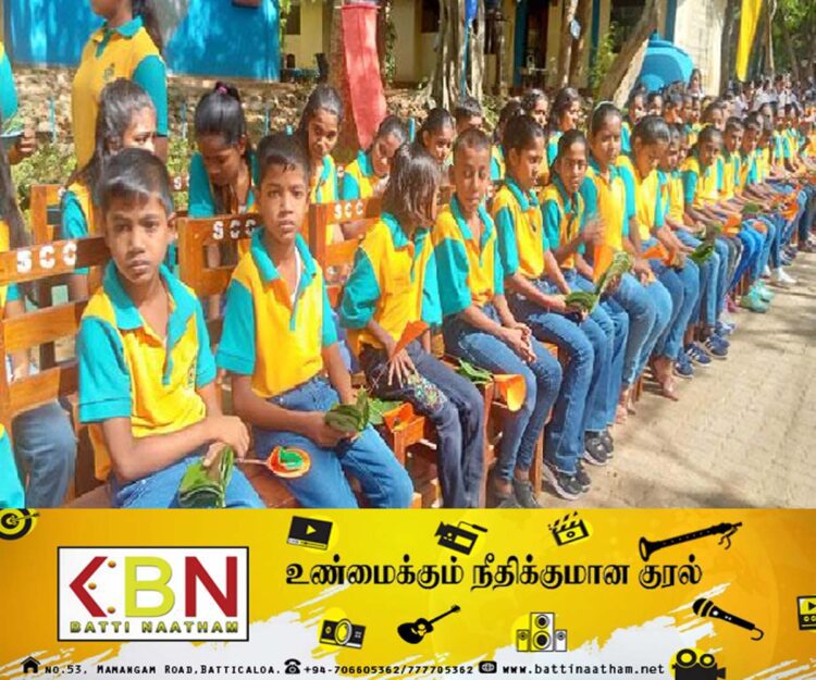 ஐம்பத்து நான்கு இரட்டை மாணவர்கள் கல்வி பயிலும் பாடசாலை!