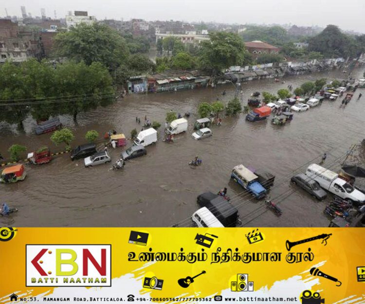 பாகிஸ்தானில் கன மழை; 11 பேர் உயிரிழப்பு!