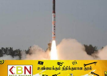 இந்தியாவின்அக்னி 4 ஏவுகணை சோதனை வெற்றி!