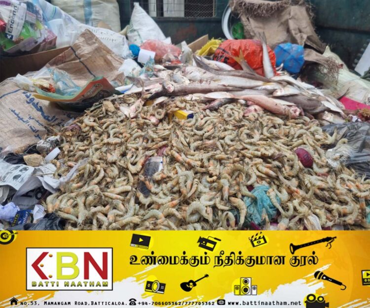 புதுக்குடியிருப்பு சந்தைப்பகுதியில் சுகாதார துறையினர் சுற்றிவளைப்பு!