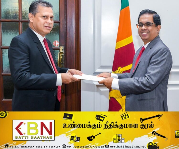 உள்நாட்டு அலுவல்கள், மாகாண சபைகள், உள்ளூராட்சி அமைச்சு மற்றும் தொழில் அமைச்சுகளுக்கு புதிய செயலாளர் நியமனம்!