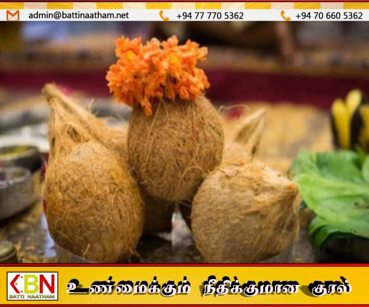 அதிகரித்துள்ள தேங்காயின் விலை; கோவிலில் பூஜை முடிந்தவுடன் தேங்காயை வீட்டுக்கு எடுத்து செல்லும் பக்தர்கள்