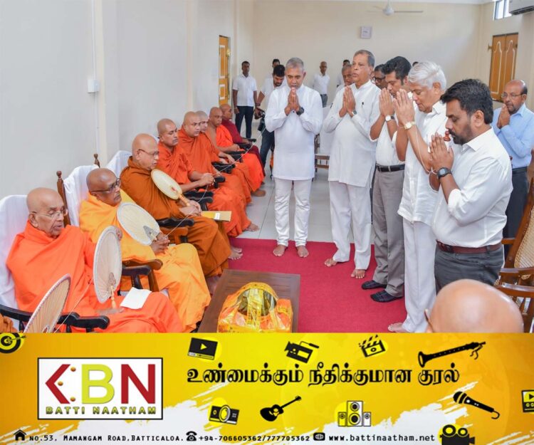 புதிய அரசியலமைப்பொன்று கொண்டுவரப்பட வேண்டும்; ஜனாதிபதியிடம் இலங்கை அமரபுர பீடம் கோரிக்கை!