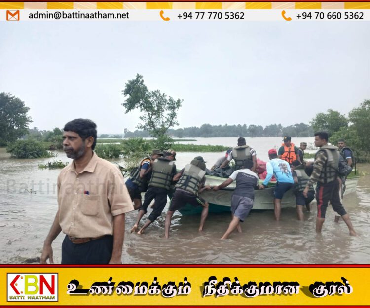 கோறளைப்பற்று தெற்கு பகுதியில் தரை வழிப் போக்குவரத்து பாதிப்பு; இராணுவத்தினரின் உதவியுடன் படகு சேவை