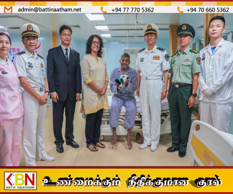 இலங்கைக்கு வந்துள்ள மருத்துவமனை கப்பல்; நேரில் சென்று பார்வையிட்ட பிரதமர்