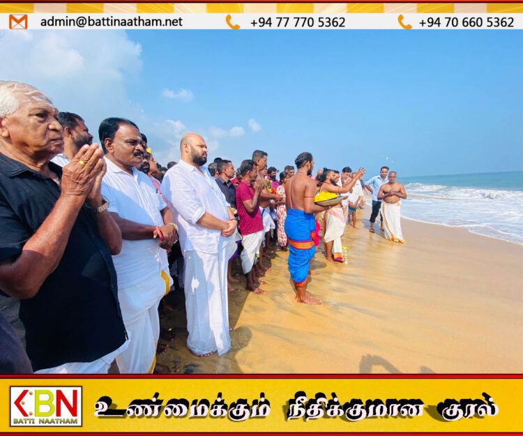 மட்டக்களப்பு நாவலடியில் சுனாமி ஆழிப்பேரலையால் உயிரிழந்தோரின் 20 ஆம் ஆண்டு நினைவு அஞ்சலி (காணொளி)