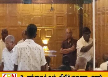 தமிழரசுக் கட்சியின் மத்திய குழுக்கூட்டத்தில் குழப்பம்; மாவையை முன் கதிரையில் இருக்கவேண்டாம் என்று கூறிய சாணக்கியன்
