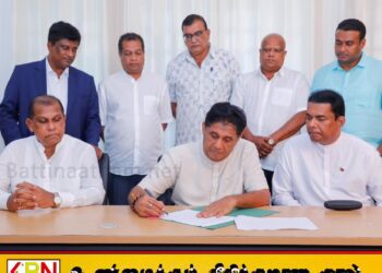 சபாநாயகரின் கல்வித்தகமை விவகாரம்; நம்பிக்கையில்லா தீர்மானத்தில் எதிர்க்கட்சி கையெழுத்து