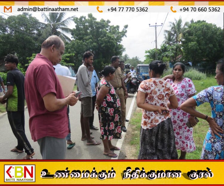 மட்டு திருப்பெருந்துறை மைதான காணியை சொந்தம் கொண்டாடி வந்த ஓய்வு பெற்ற பொலிஸ் அத்தியட்சகர்; தடுத்து நிறுத்திய மக்கள்