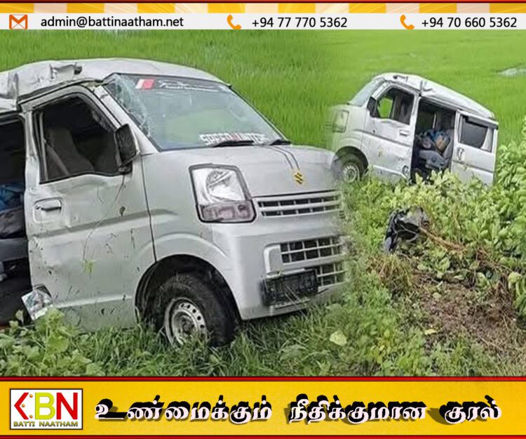 வேன் மரம் ஒன்றுடன் மோதி மூதூர் பகுதியில் விபத்து