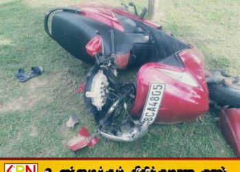 யாழில் மின் கம்பத்துடன் மோட்டார் சைக்கிள் மோதி விபத்து; இரு பெண்கள் வைத்தியசாலையில்