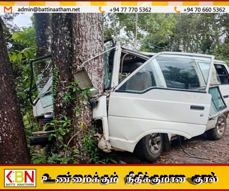 பாடசாலை மாணவர்களை ஏற்றிச்சென்ற வேன் விபத்து