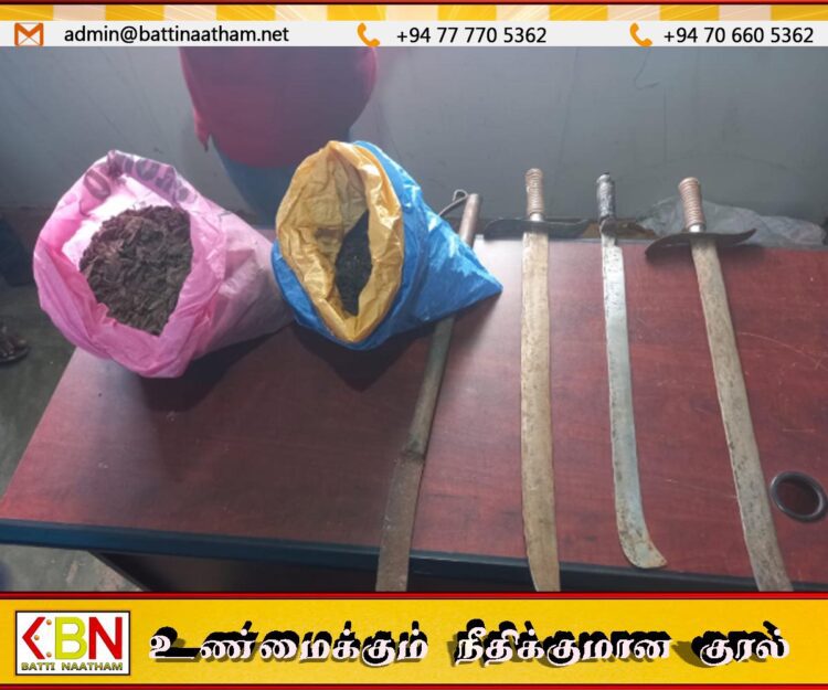 கஞ்சா மற்றும் கூரிய வாள்களுடன் மூவர் கைது