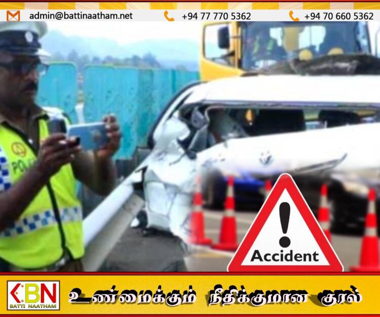 தெற்கு அதிவேக நெடுஞ்சாலையில் கார் – வேன் மோதி விபத்து; நான்கு பேர் காயம்