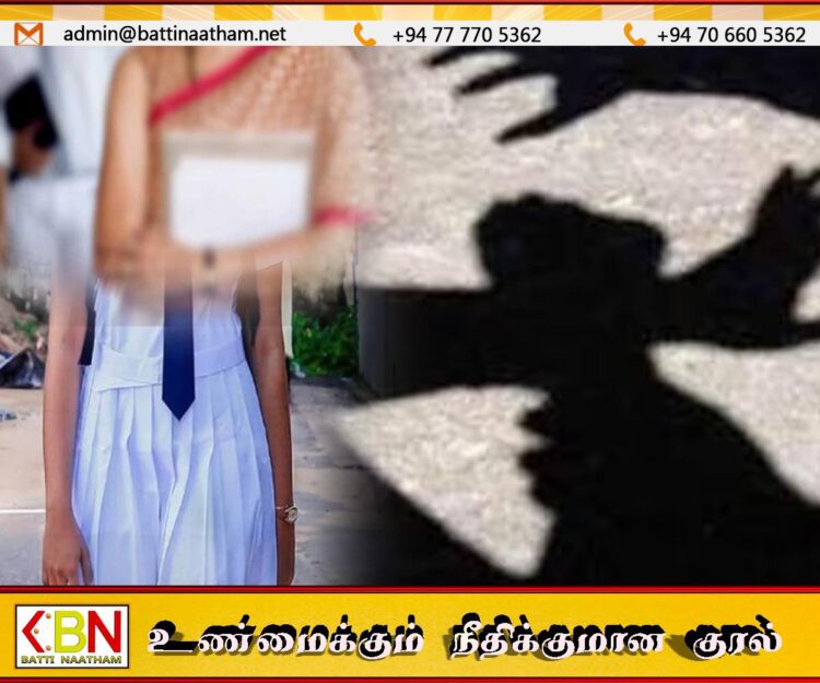 பேருந்தில் வைத்து சாரியை மிதித்ததாக கூறி மாணவியை தாக்கிய ஆசிரியை