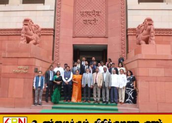 இந்தியா சென்றடைந்த இலங்கை நாடாளுமன்ற குழுவினர் முக்கிய கலந்துரையாடலில்!