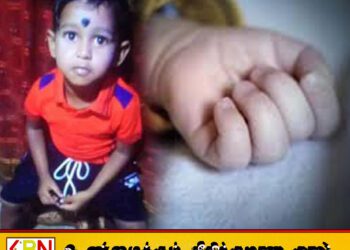 முச்சக்கர வண்டியில் இருந்து தூக்கி வீசப்பட்ட 3 வயது சிறுவன் பேருந்தின் சில்லில் சிக்கி பலி