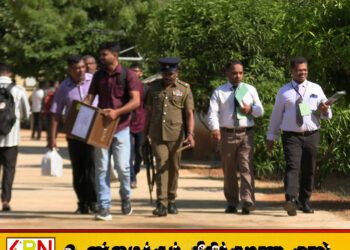 மட்டக்களப்பில் வாக்களிப்பு நிலையங்களுக்கு பலத்த பாதுகாப்புடன் வாக்கு பெட்டிகள் அனுப்பும் நடவடிக்கை ஆரம்பம்