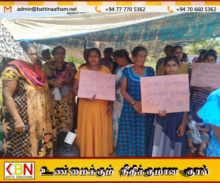 வாழைச்சேனையில் மண் அழ்வை எதிர்த்து மற்றும் மண் லொறியை மறித்து மக்கள் ஆர்பாட்டம்- இருவர் கைதையடுத்து பெரும் பதற்றம்