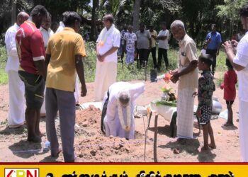 வவுணதீவு பிரதேச செயலாளர் பிரிவில் 10 வீடுகளுக்கான அடிக்கல் நடும் நிகழ்வு