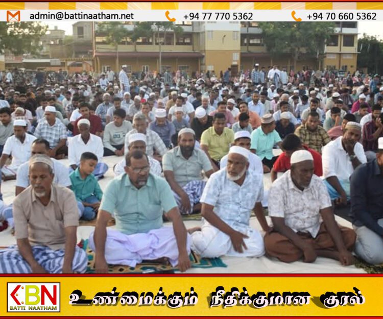 ஹஜ்ஜூப் பெருநாளை முன்னிட்டு ஓட்டமாவடி மைதானத்தில் இடம் பெற்ற பெருநாள் தொழுகையும் பெருநாள் கொத்பா பேருரையும்