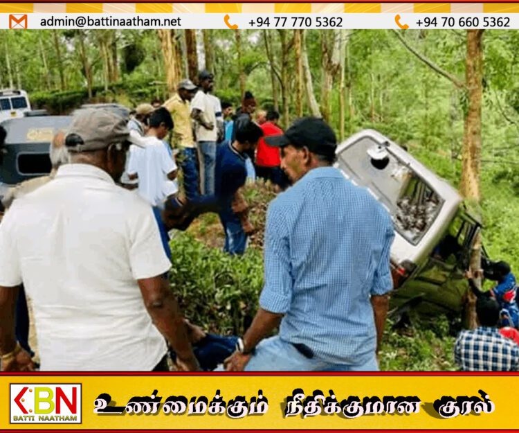 பாடசாலை மாணவர்களை ஏற்றிச் சென்ற வேன் விபத்து; மூவர் வைத்தியசாலையில்