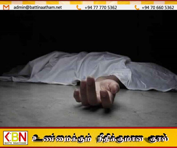 காட்டில் ஒரு காருக்குள் எரிந்த நிலையில் ஒருவரின் சடலம் மீட்பு
