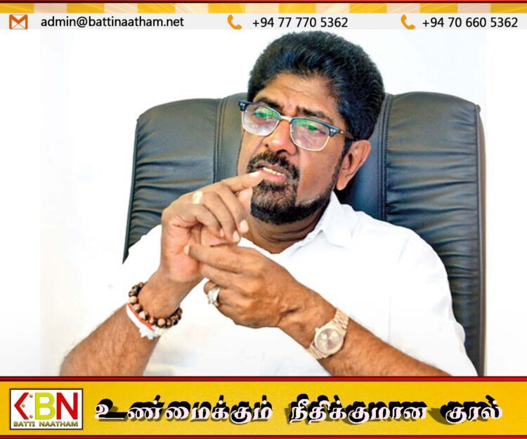என்னையும் என் குடும்பத்தையும் சிறையில் அடைக்க இந்த அரசாங்கம் முயற்சிக்கின்றது; கெஹலிய ரம்புக்வெல
