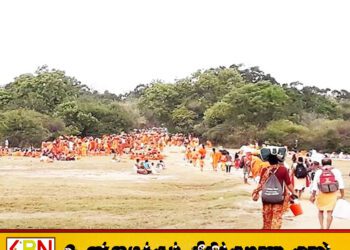 2000 வருடங்களில் முதல் நாள் சாதனை; கதிர்காமத்திற்கான காட்டுப்பாதையில் முதல் நாளில் 10 ஆயிரம் பேர் பயணம்