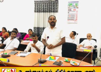 ஏறாவூர் பற்றில் 13 கோடி ரூபா செலவில் மேற்கொள்ளப்பட்ட வீதி அபிவிருத்தியில் ஊழல்; பிரதேசசபை உறுப்பினர் நிலாந்தன்