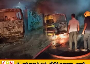 மட்டு நகரில் வீட்டின் முன் நிறுத்திவைக்கப்பட்டிருந்த கேடி எச் ரக வேன் தீக்கிரை