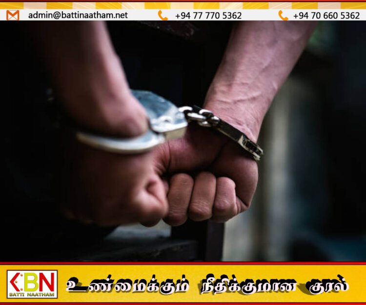 பல்கலைக்கழகத்தின் முன்னால் போதைப்பொருள் விற்பனை செய்தவர் கைது