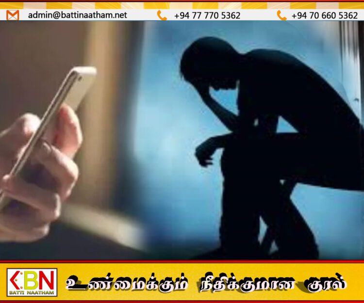 முன்னாள் காதலனை நிர்வாணப்படுத்தி வீடியோ எடுத்த இளம்பெண்