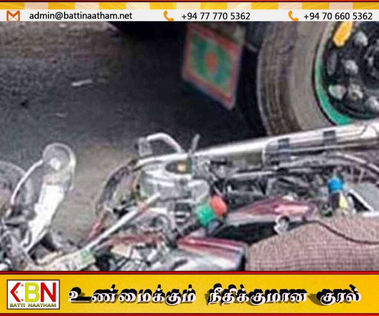 லொறியில் சிக்கிக்கொண்ட மோட்டார் சைக்கிள் – ஒருவர் பலி