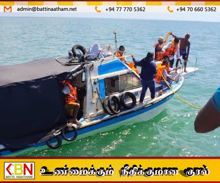 நெடுந்தீவு கடலில் மூழ்கிய படகு; உயிர் தப்பிய சுற்றுலாப் பயணிகள்