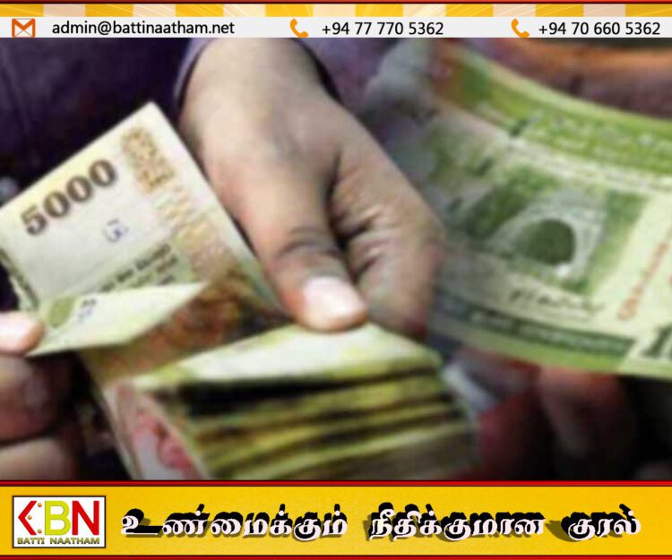 சமூக நிறுவனம் ஒன்றின் மூலம் குறைந்த விலையில் துவிச்சக்கர வண்டி பெற்று தருவதாக மோசடி