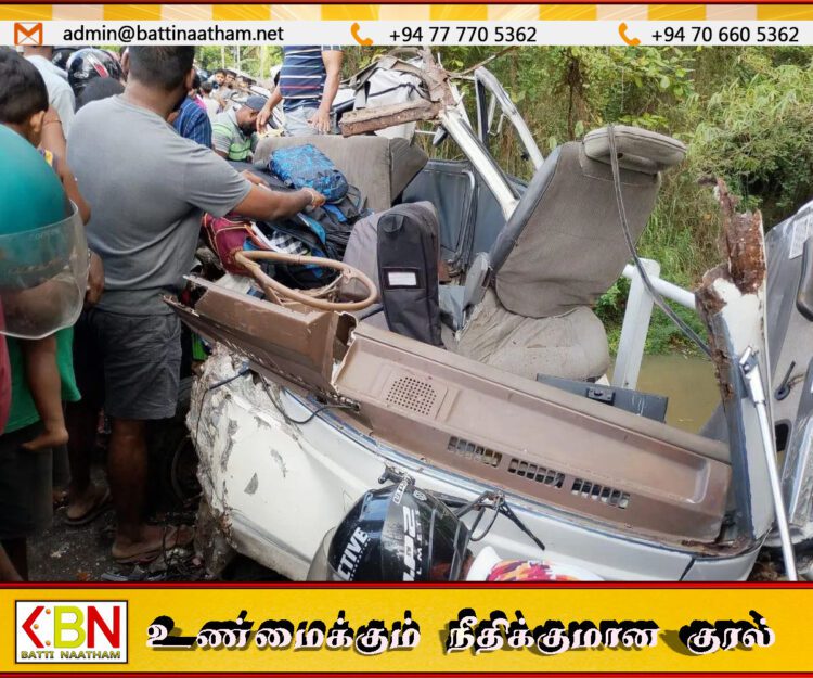 குளியாப்பிட்டியில் பாடசாலை வேன் – லொறி மோதி விபத்து; வேன் சாரதி, இரு சிறுவர்கள் உயிரிழப்பு