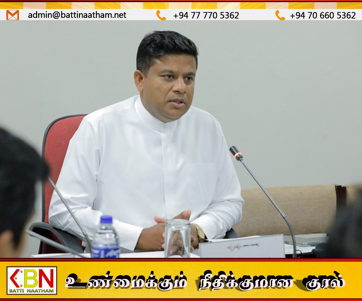 அரவிந்த செனரத் அரசு கணக்குகள் தெரிவுக்குழுவின் தலைவர் பதவியிலிருந்து விலகினார்