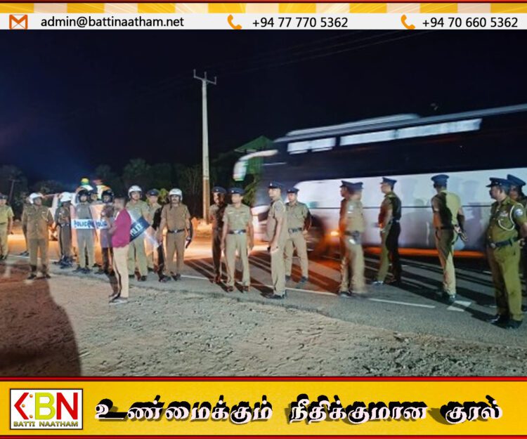 மக்களின் எதிர்ப்பை மீறி மன்னாரில் பொலிஸ் பாதுகாப்புடன் வந்தடைந்த காற்றாலை மின் கோபுரங்களின் பாகங்கள்