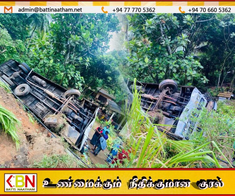 ஆடைத் தொழிற்சாலை ஊழியர்களை ஏற்றிச் சென்ற பேருந்து விபத்து