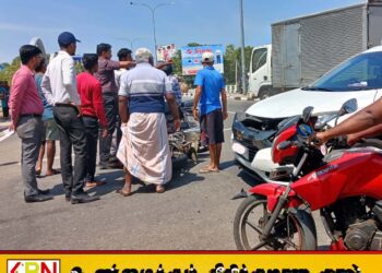 மட்டக்களப்பு கோட்டமுனை பாலம் அருகே விபத்து