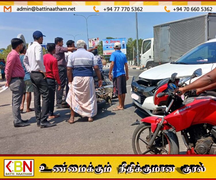 மட்டக்களப்பு கோட்டமுனை பாலம் அருகே விபத்து