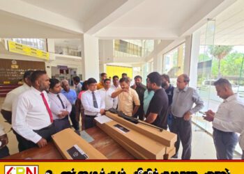 திருகோணமலை விவசாயிகளுக்கு பயிர் பாதுகாப்பிற்க்காக துப்பாக்கிகள் வழங்கி வைப்பு